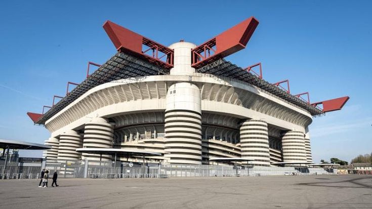 Confronto Pd-alleati: si cerca la road map per la vendita di San Siro, fondamentale per Sala