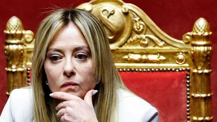 Iran, Meloni: “Appello sincero alle opposizioni, fase impone di superare divisioni”