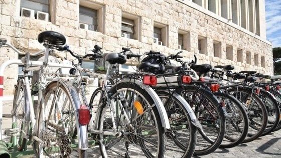E-bike che passione, in Italia “cresce” la bici elettrica