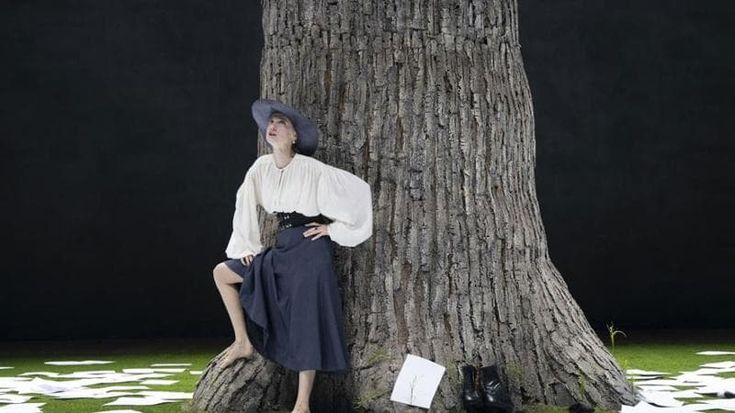 Anna Della Rosa è libertà di amare nell’estasi di “Orlando”