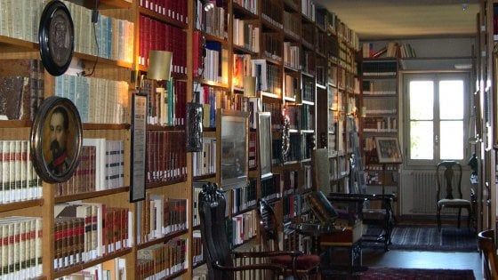 Firenze, raid notturno: razzia di medaglie alla Fondazione Spadolini