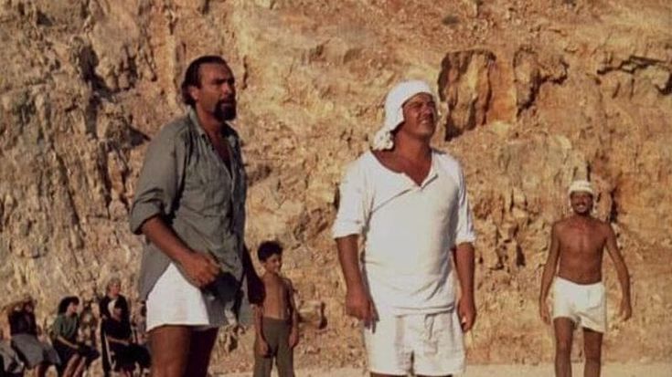 L’ultima armata Sagapò sul grande schermo, voi fate la guerra noi facciamo “Mediterraneo”