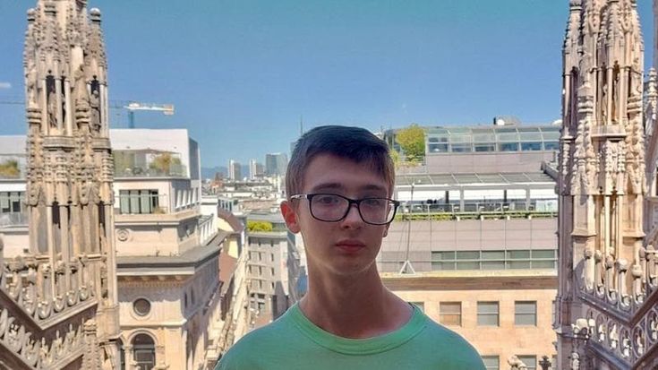 Simone Rossi: “100 e lode con zero assenze tra costanza e tanti interessi, perché studiare non basta”