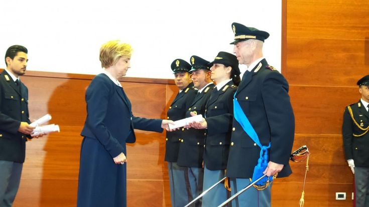 Festa della polizia a Palermo. Il questore: "La mafia non &egrave; sconfitta"