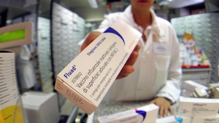 Influenza, in Puglia il 9 ottobre parte la campagna di vaccinazione. Si può fare anche la dose per il Covid