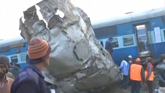 India, deraglia un treno: almeno 127morti e 150 feriti