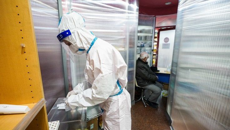 Coronavirus, nel Lazio 1.372 nuovi casi. A Roma 798. "Calano i contagi ma la strada è lunga"