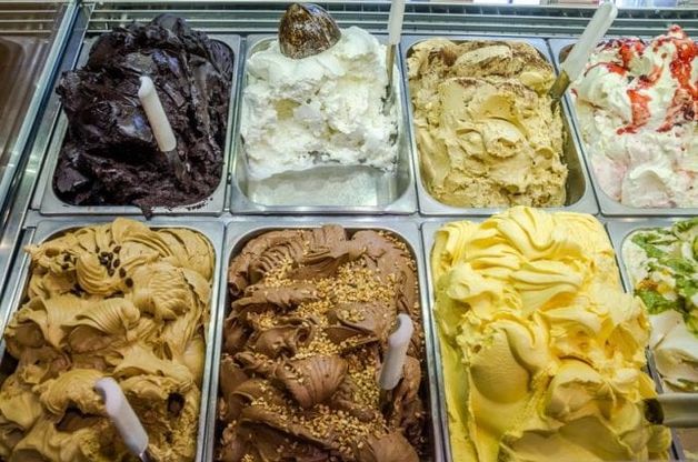 Coni, coppette e stecchi,  ecco le 10 migliori gelaterie di Napoli