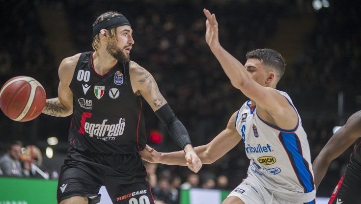 Basket, Serie A: la Virtus Bologna travolge Treviso. Vincono anche Tortona e Varese