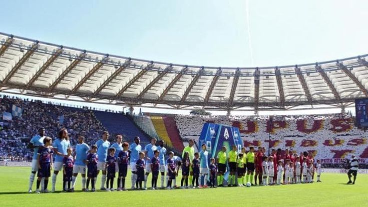 La schizofrenia degli orari del calcio: non è solo una figuraccia, è una resa incondizionata