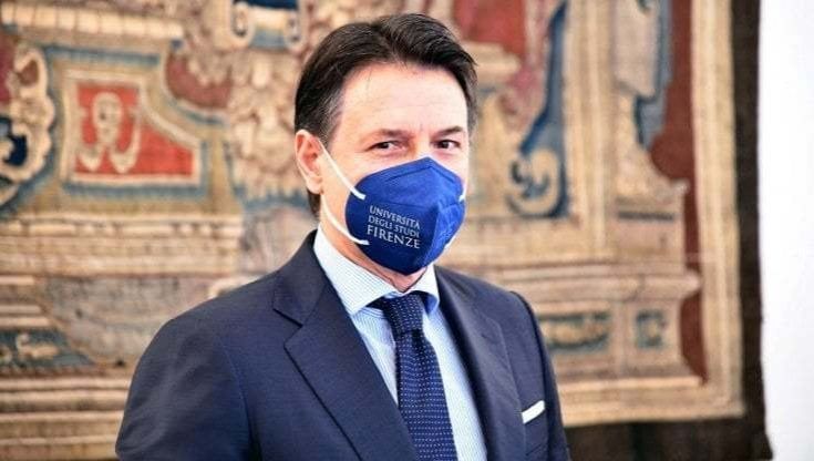 M5S spaccato sui mandati e causa con Rousseau in arrivo. Conte anticipa la scesa in campo