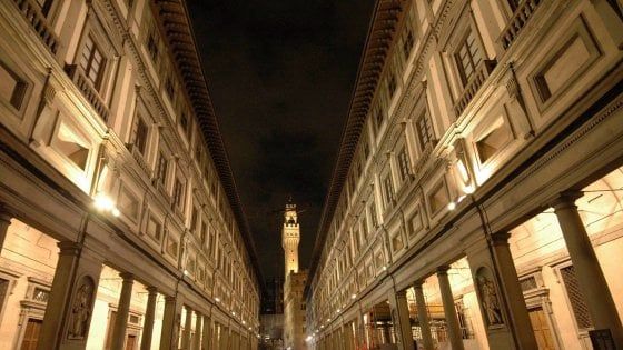 Firenze, record di visitatori per le aperture serali agli Uffizi 