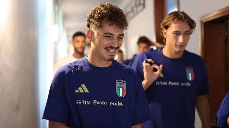 La Nazionale è un affare di famiglia: Pio e Sebastiano Esposito come gli Inzaghi 26 anni fa