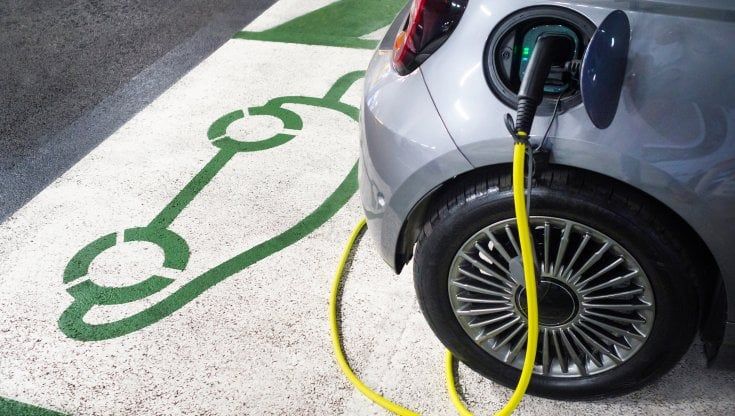 Veicoli elettrici, dal Mims via agli incentivi per trasformare i mezzi tradizionali