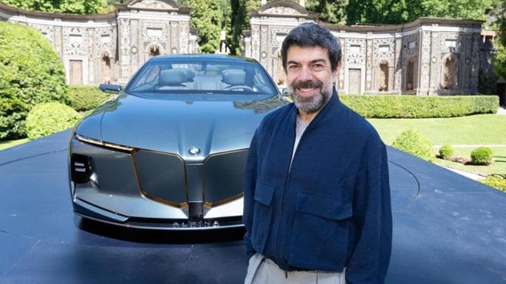Favino: “Io, l’automobile, il viaggio e la sostenibilità. Ecco le mie passioni”