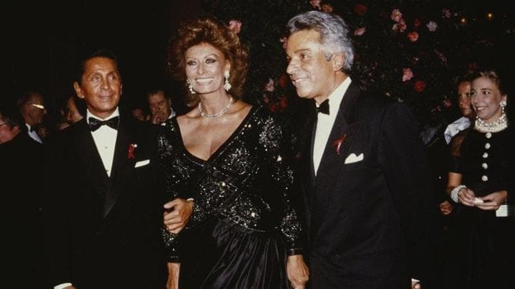 Valentino e Hollywood, quelle creazioni da red carpet che hanno regalato un sogno