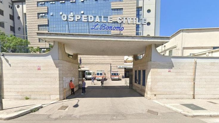 Da 10 ore al pronto soccorso, stanco di aspettare va via e muore. I medici: “Cure erano in corso”