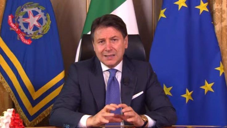 Regioni: Lombardia, Piemonte e Calabria arancioni. Liguria e Sicilia gialle. Verso la chiusura dei ristoranti a Natale e Santo Stefano