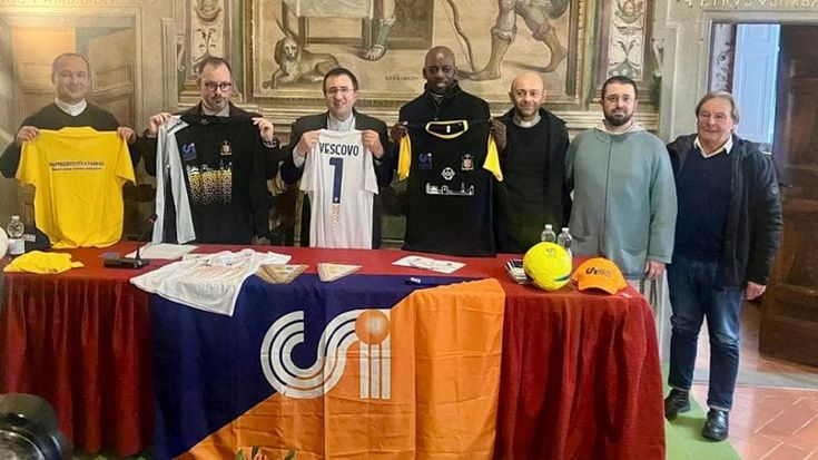 Calcio a 5: la Clericus Arretium, prima squadra di preti, pronta a scendere in campo