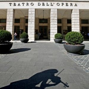 Opera, Fuortes: "Non vogliamo mandare a casa nessuno. Stipendi invariati se si lavora di pi&ugrave;"