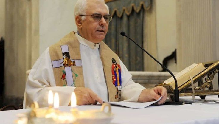 Don Farinella, i 50 anni da prete "intransigente"