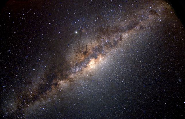 La strana danza della Via Lattea