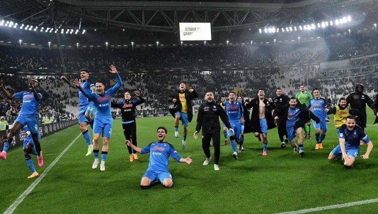 Napoli, da Koulibaly a Raspadori un cerchio che si chiude: cinque anni dopo il colpo a Torino vale lo scudetto