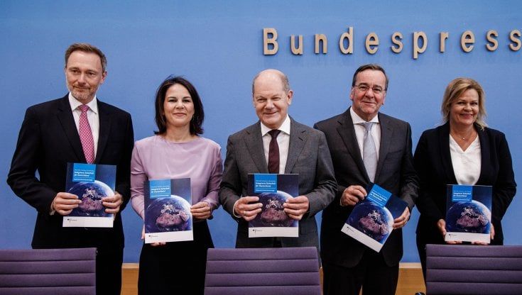 Germania, arriva la prima Strategia nazionale per la sicurezza. La Cina diventa "concorrente e rivale strategico"