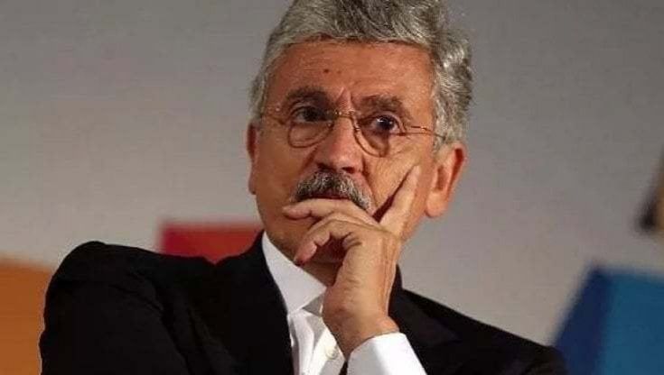 Covid, Massimo D'Alema positivo al tampone ma asintomatico: "Sto bene"