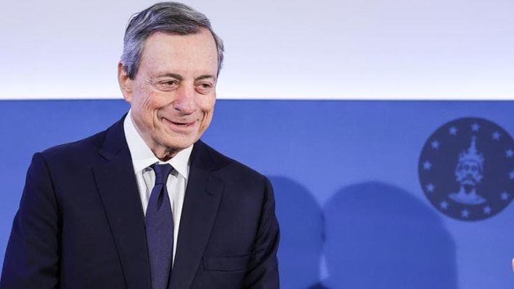Draghi scuote l’Europa: “Ora siamo soli, dobbiamo essere più fermi con gli Usa”