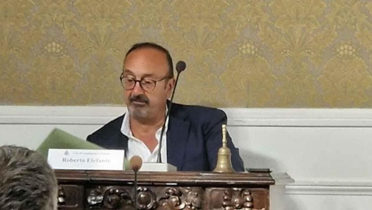 Castellammare, terremoto Pd: Scotto annuncia l'espulsione di Elefante e Amato. "Ci autosospendiamo"