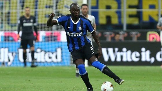 Sul caso dei "buu" di Cagliari a Lukaku intervengono i tifosi dell'Inter