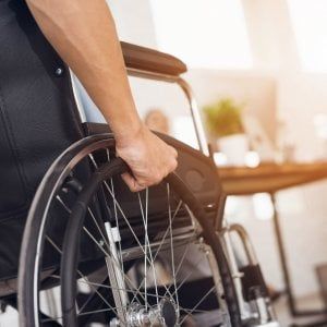 Permessi per assistere i familiari disabili, ecco le regole per il cumulo