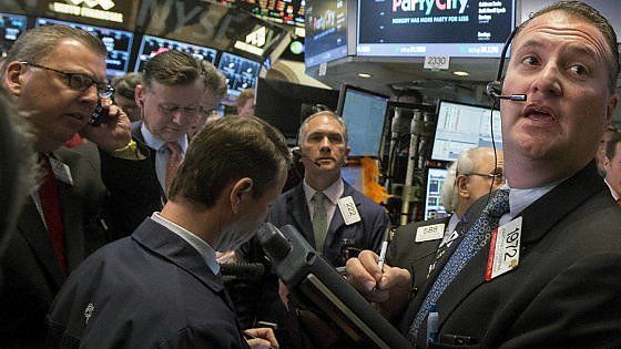Gli screzi con Bruxelles e i ritardi sulla bad bank preoccupano i fondi stranieri