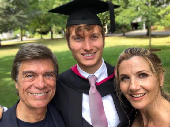 Lorella Cuccarini, la dedica social alla laurea del figlio: "Orgogliosi di te!"