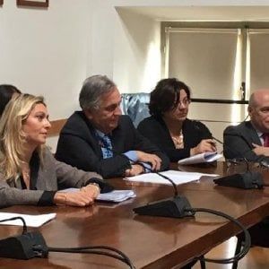 Torino, si dimettono i tre revisori dei conti del Comune dopo le liti sul bilancio con Appendino