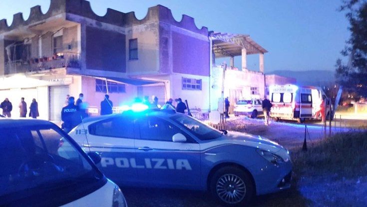 Latina, ladro scoperto durante il furto si butta dal balcone e muore