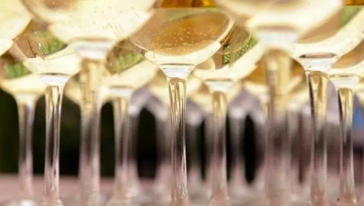 Prosecco Doc, si scatena la corsa alla presidenza: chi sostituirà Zanette? Tutti i nomi