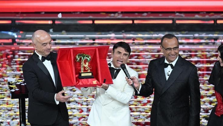 Sanremo, il trionfo di Sal Da Vinci: “Dedicato a Napoli”. E Conti dice addio