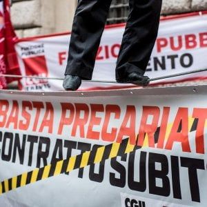 Eurostat: amici e parenti, il canale preferito dagli italiani per trovare lavoro