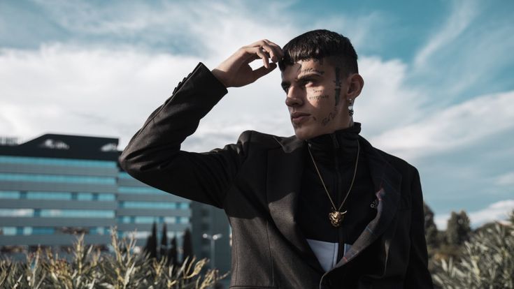 Young Signorino: "Controverso io? Voglio solo fuggire con mia moglie"