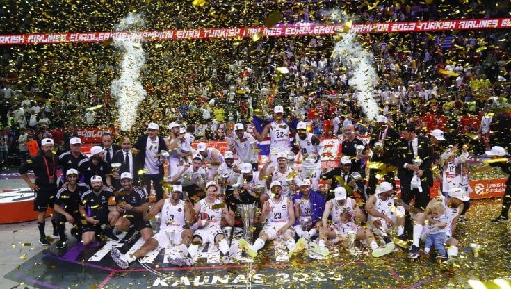 Basket, Eurolega al Real Madrid: Olympiacos beffato a 3'' dal termine