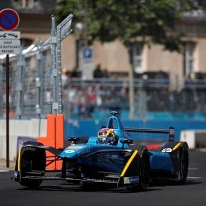 Formula E, lo show parigino e la festa Renault