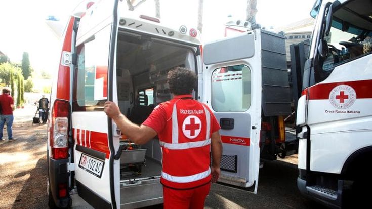 “Anziani in ambulanza uccisi da sostanze letali”. Nuove accuse all’autista
