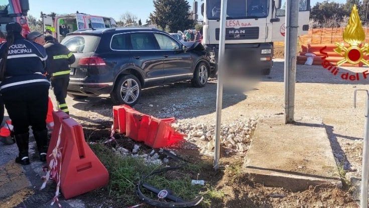 Travolto da un Suv mentre lavora nel cantiere: così è morto un operaio a Rosignano Marittimo