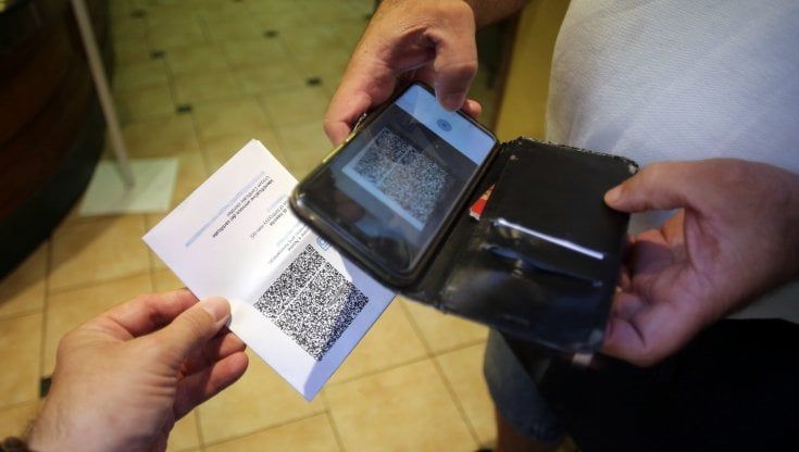 Green pass in mensa, le imprese della ristorazione chiedono un "incontro urgente con il governo"