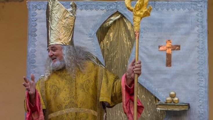 San Nicola va in scena il 9 maggio al teatro Piccinni: Bari celebra il suo patrono con uno spettacolo tra palco e corridoi