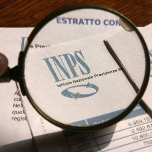 Pensionati, manifestazione a novembre: i sindacati sfidano il nuovo governo