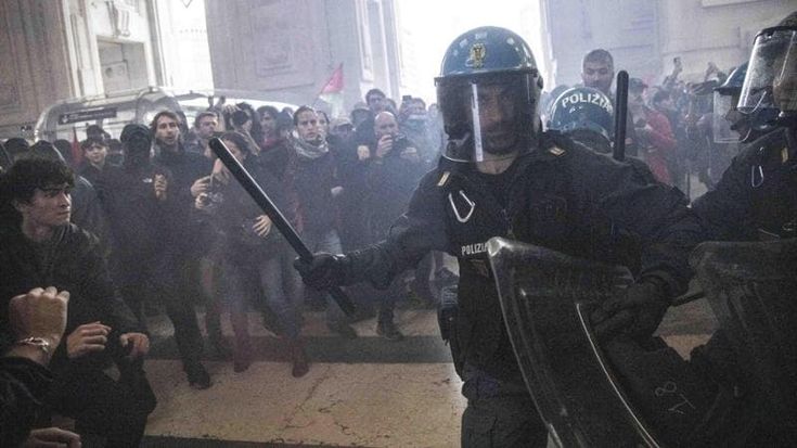 Scontri al corteo proPal in stazione Centrale a Milano: 6 misure cautelari e altri 8 indagati