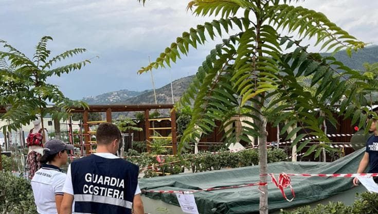 Morta la bimba intrappolata in piscina a Sestri Levante, aperto un fascicolo per omicidio colposo